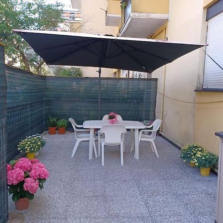 La Casa Di Lila - Appartamento Con Ingresso Indipendente E Spazio Esterno Rapallo Luaran gambar